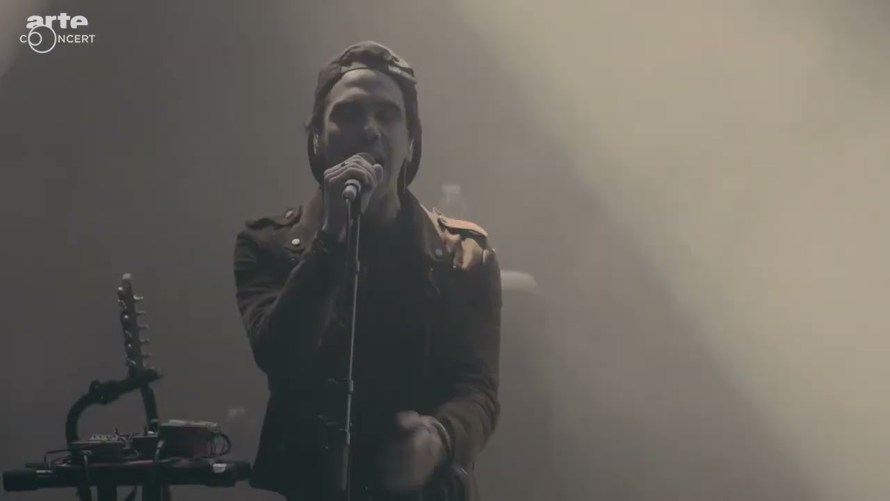 Jagwar Ma - What A Love (Inrocks Festival 2016)