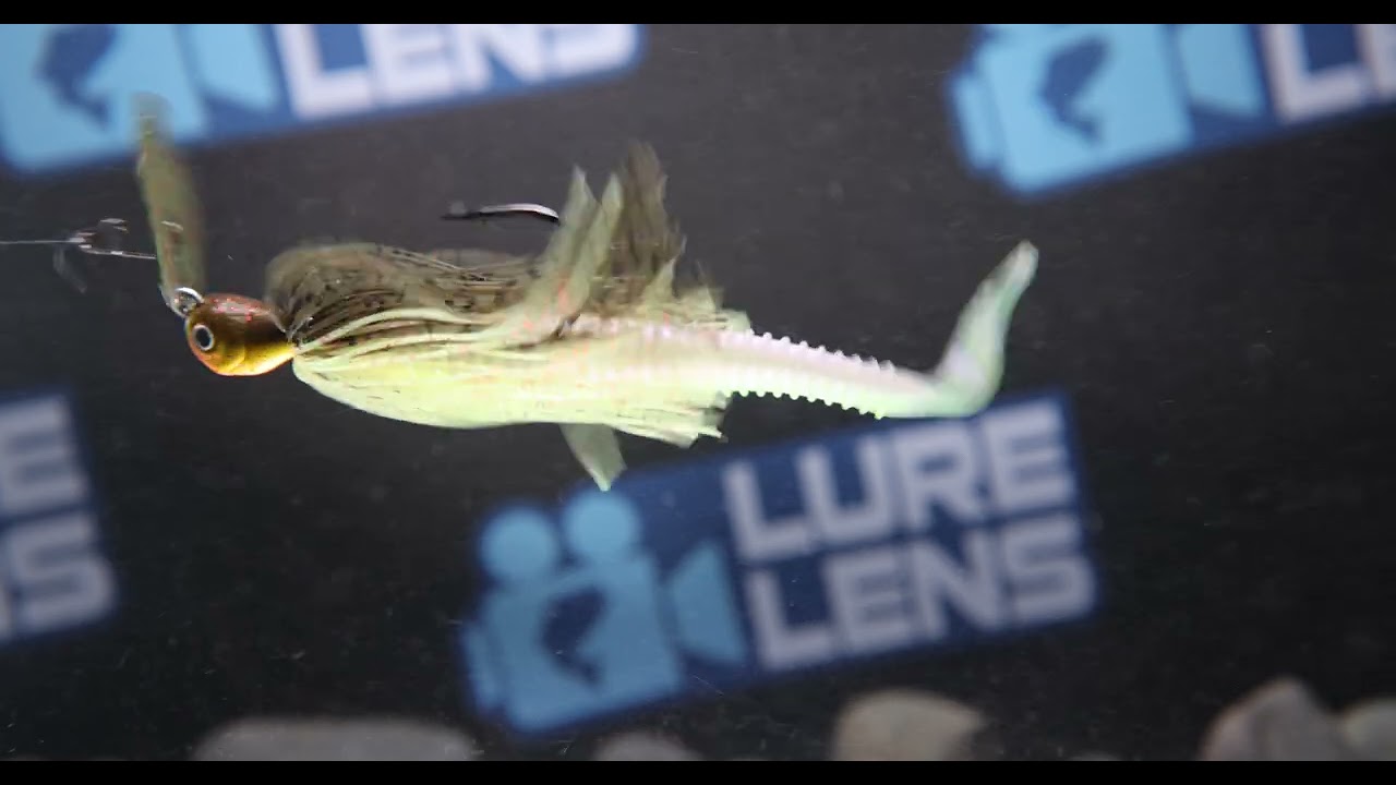 Missile Baits Spunk Shad on Z-Man Jack Hammer (Slowmo Underwater Swim Test)