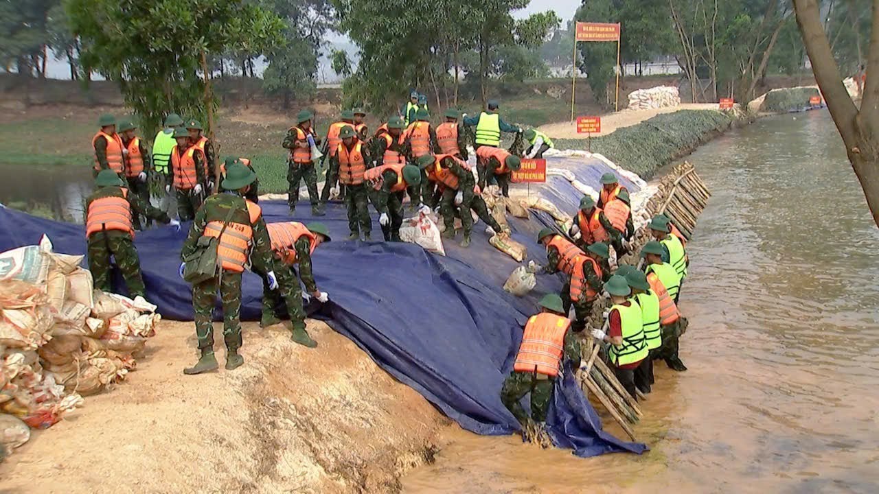 Tập huấn phòng thủ dân sự toàn quân năm 2025 về ứng phó sự cố đê điều, hồ đập