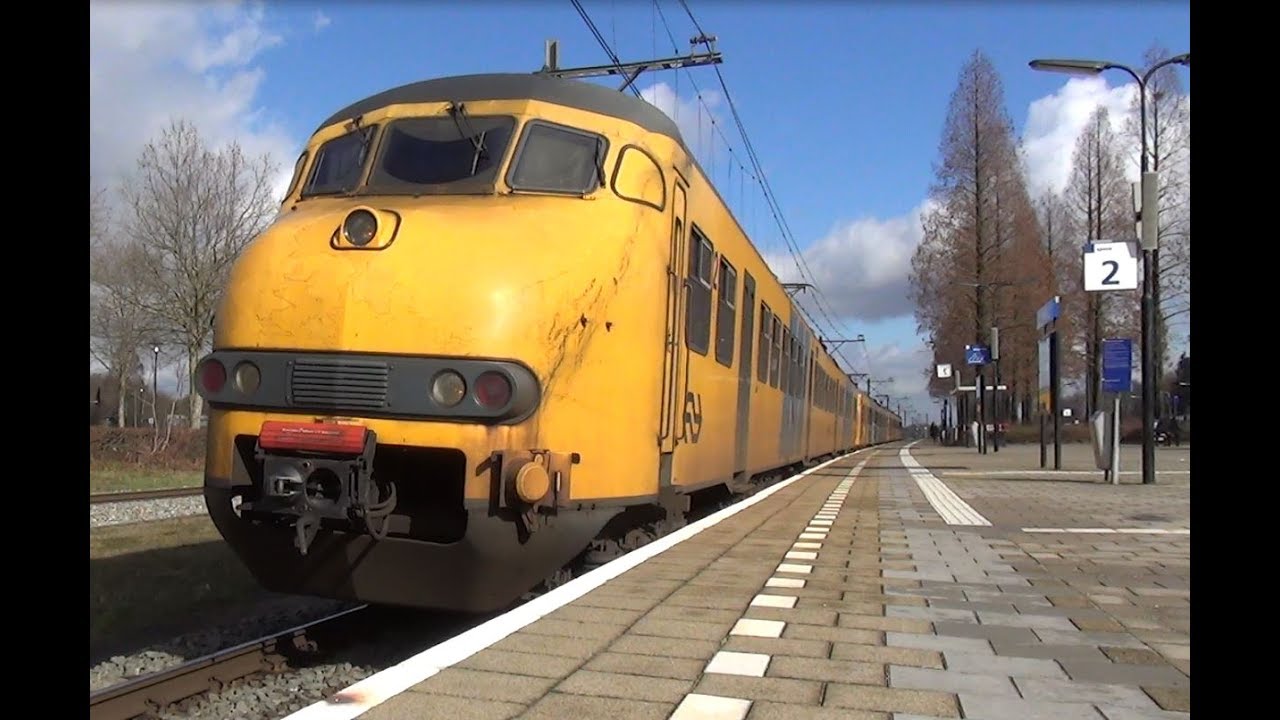 Plan V 482 + 453 + 441 halteren op station Geleen-Lutterade