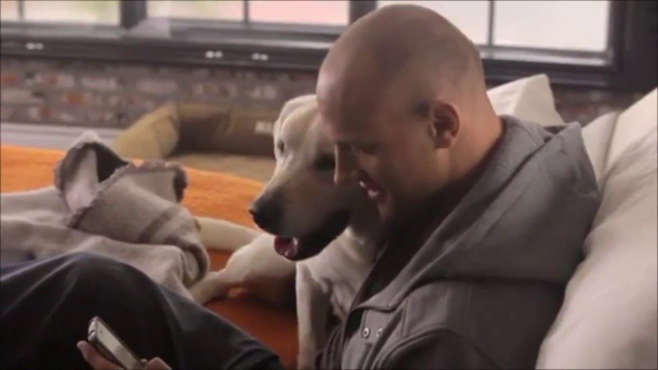 Football Champion Loves Waking Up  | Bedplanet