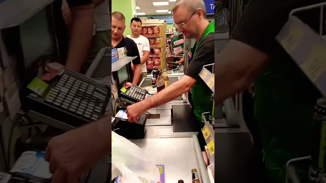 магазин Пятёрочка город Апрелевка улица пойденко 14#Пятёрочка#очередь#не работает касса