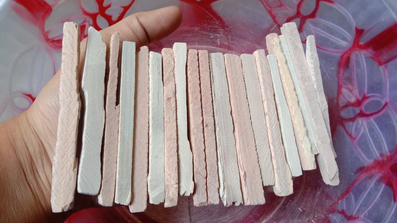 Red ❤️ and White 🤍 slate pencils cleaning ASMR video 