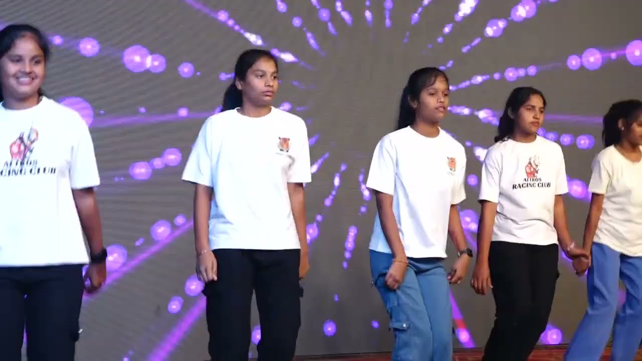 9th Girls Rock | Mukkala Mukkabala – Hubballiya Shaharadag Remix Dance@jnaana_gangotri_rajapur