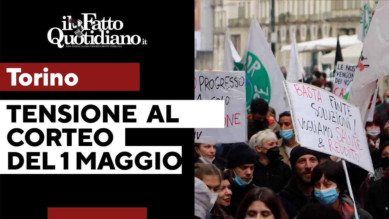 1 maggio, scontri al corteo a Torino. Al presidio finte ghigliottine con Draghi, Letta e Landini