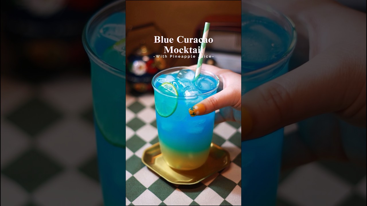 Blue Cura&ccedil;ao Mocktail #drink #mocktail #soda #cafe