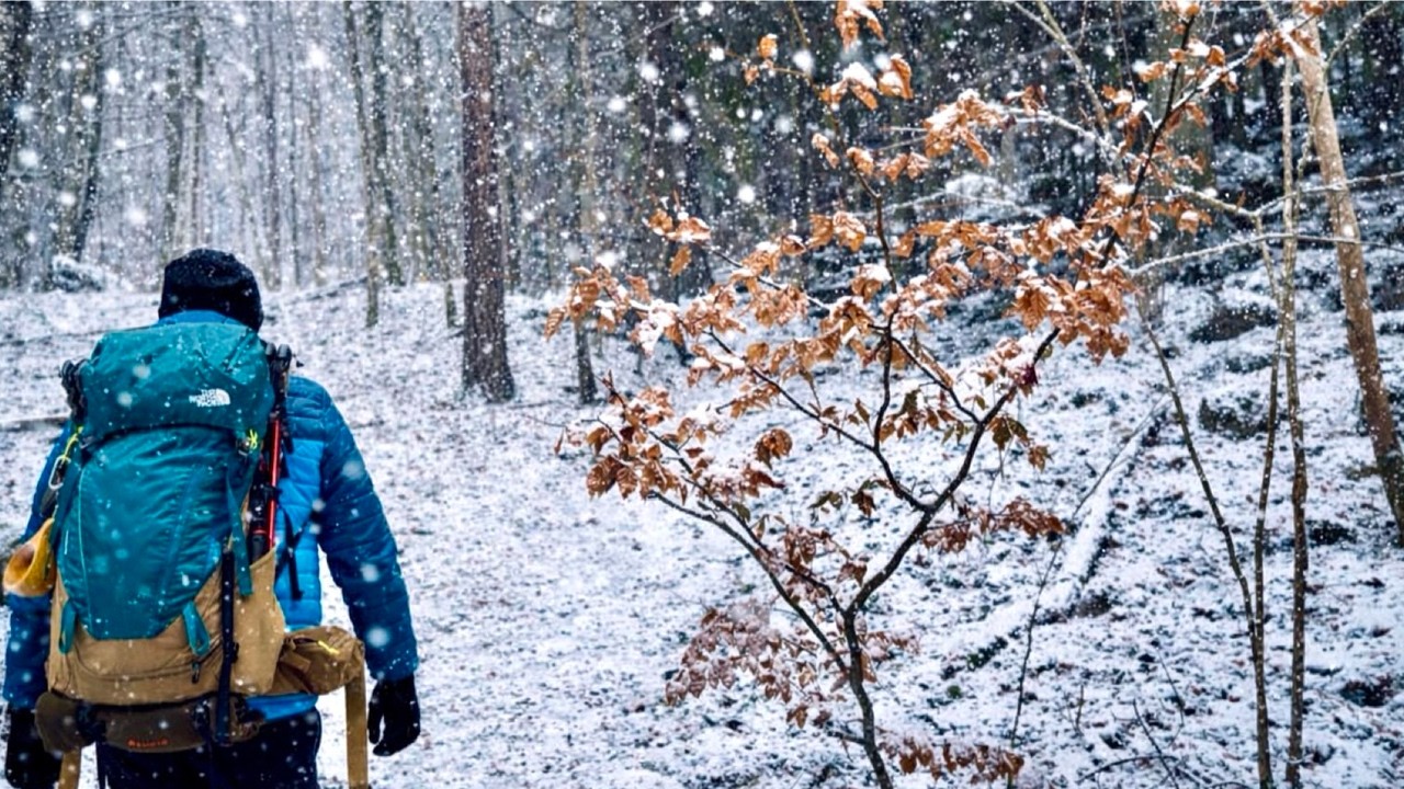 Exploring Sweden Alone in Winter || Solo Hiking in Sweden