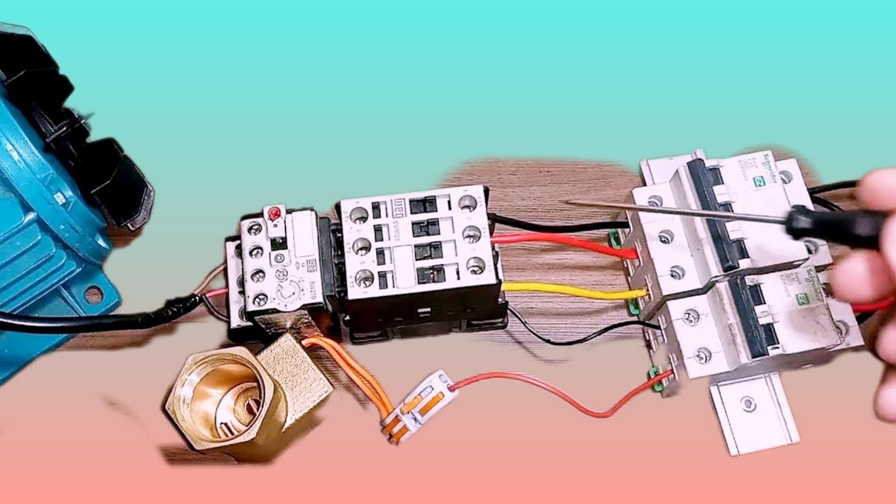 Como ligar uma bomba d'água trifásica usando fluxostato da bemaflux
