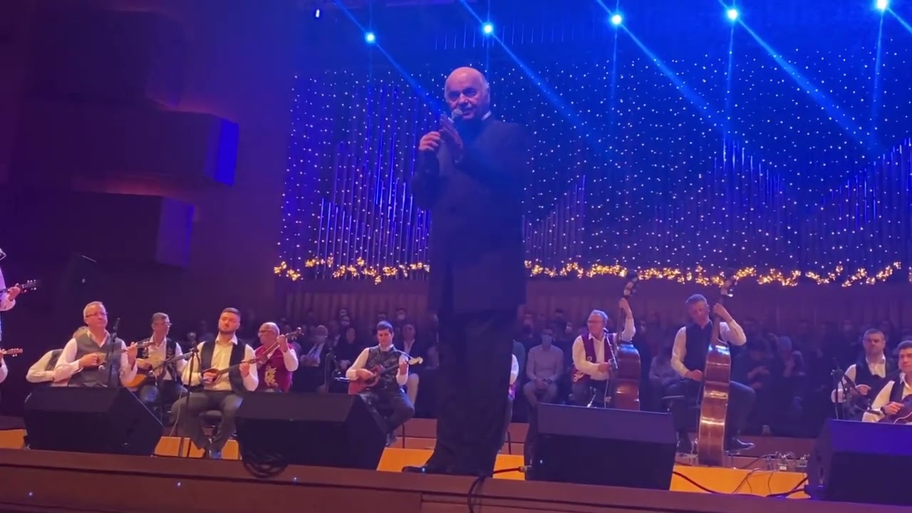 Zvonko Bogdan - Nad Dunavom spustila se magla - s koncerta 2023.
