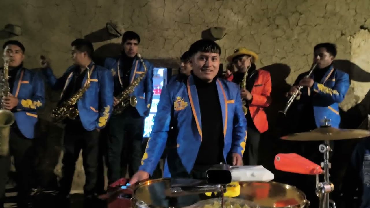ORQ. SELECTA HERMANOS LUJAN - BARRIO QUIRUM