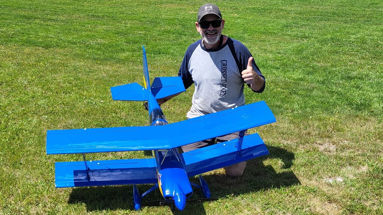 Carl Goldberg Ultimate Maiden DLE20RA FMAC.