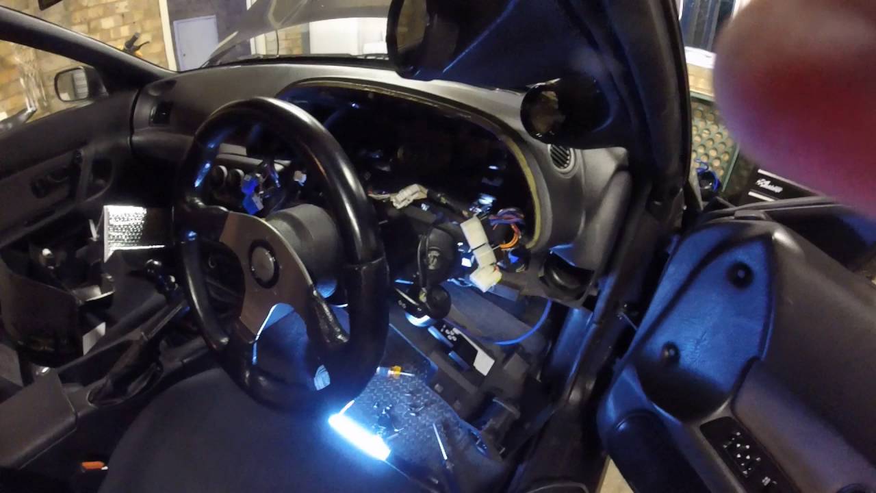 R32 Skyline GTR $29 keyless entry and progressive shift light install