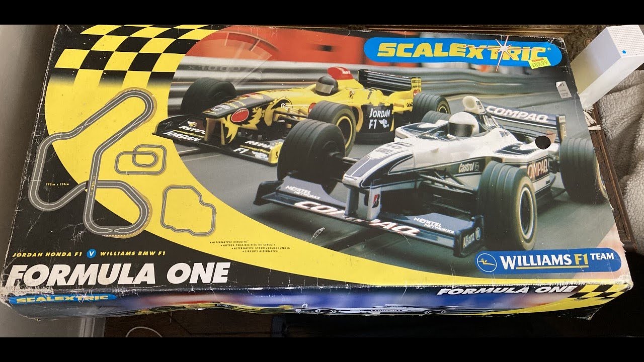 Unboxing of Scalextric Formula One set never before opened (year 2000)