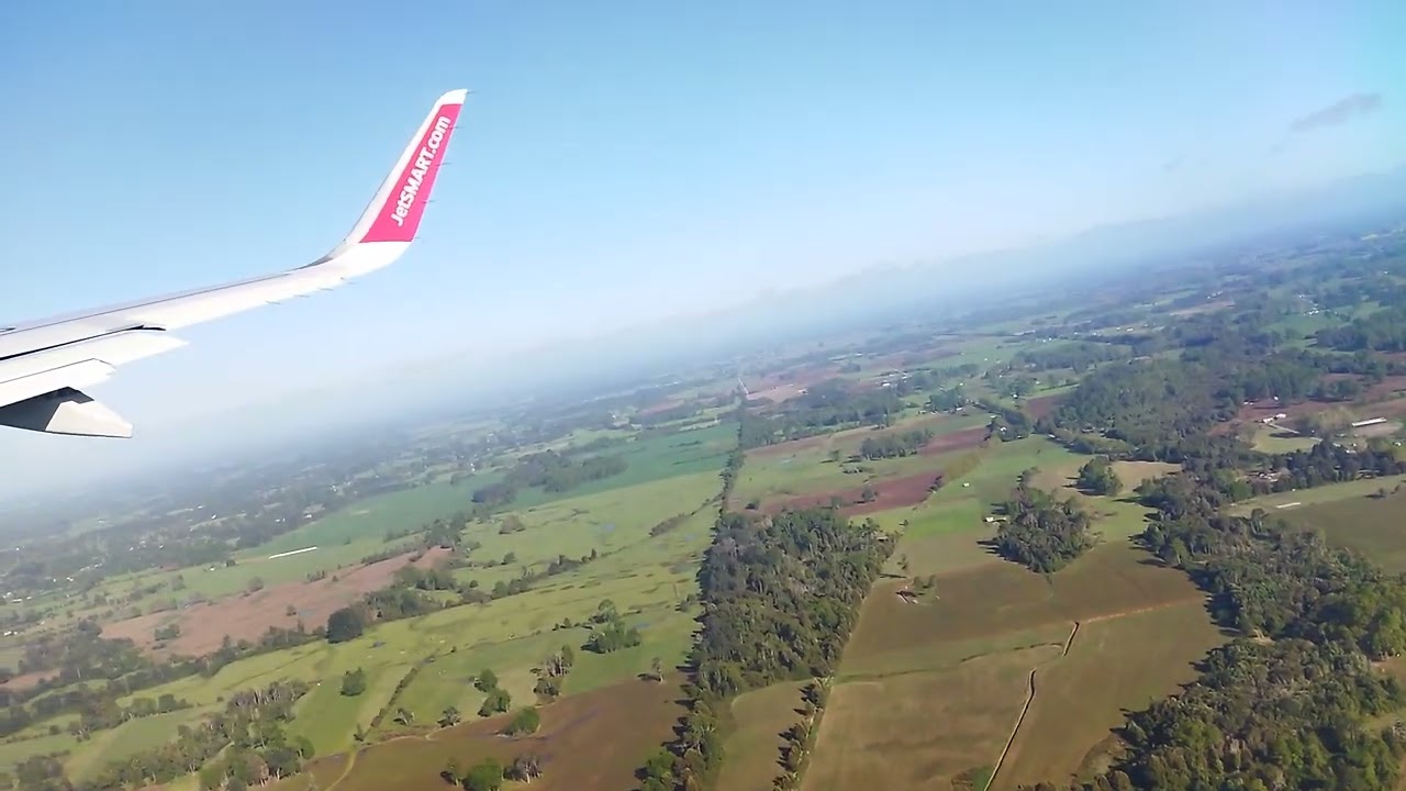 JetSMART A321neo takeoff from Temuco (ZCO)