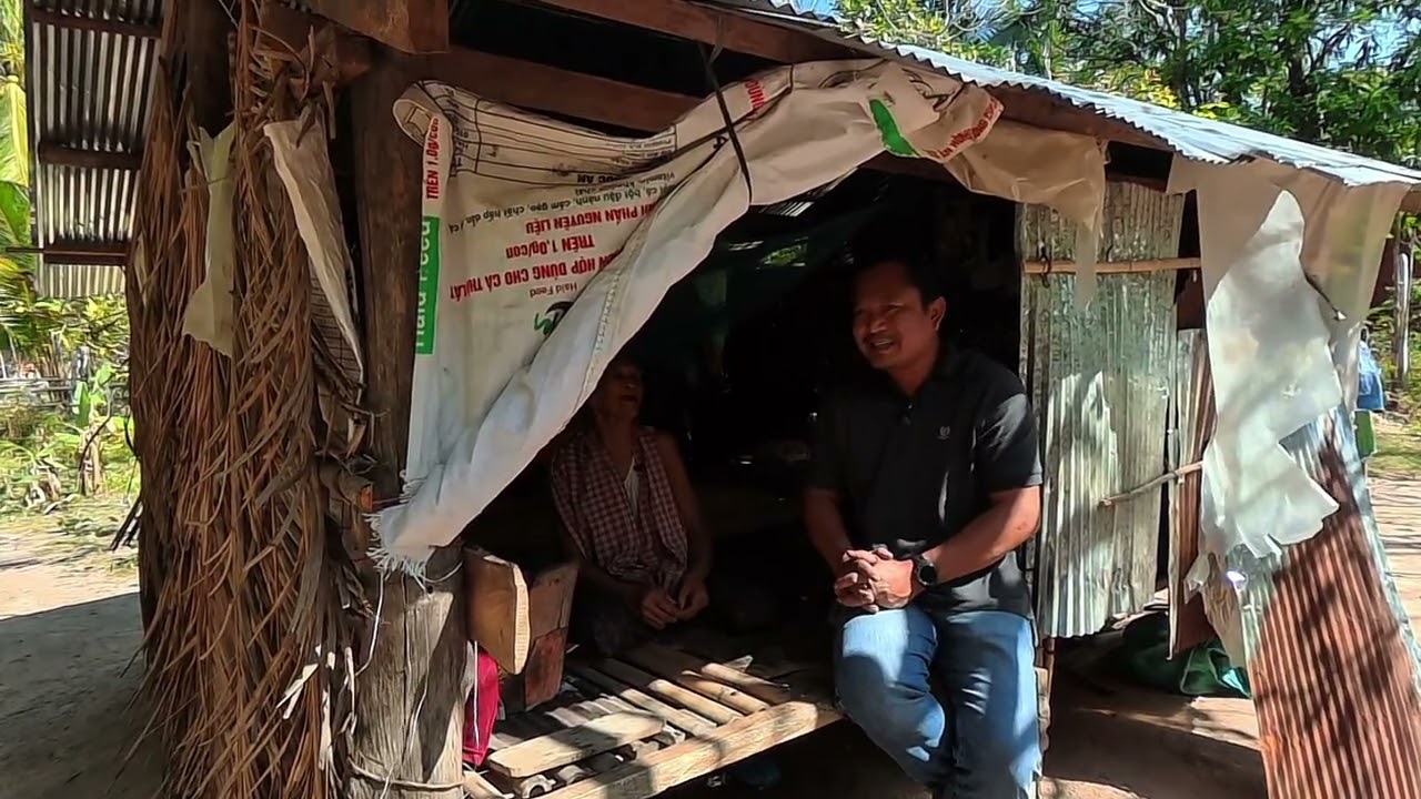 អាណិតម៉ាក់យាយណាស់រស់នៅម្នាក់ឯងគ្មានទីពឹង By Pou Vot 