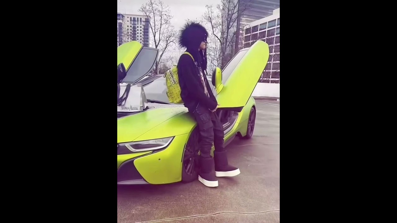 CHE - POSE FOR THE PIC (beautiful intro)