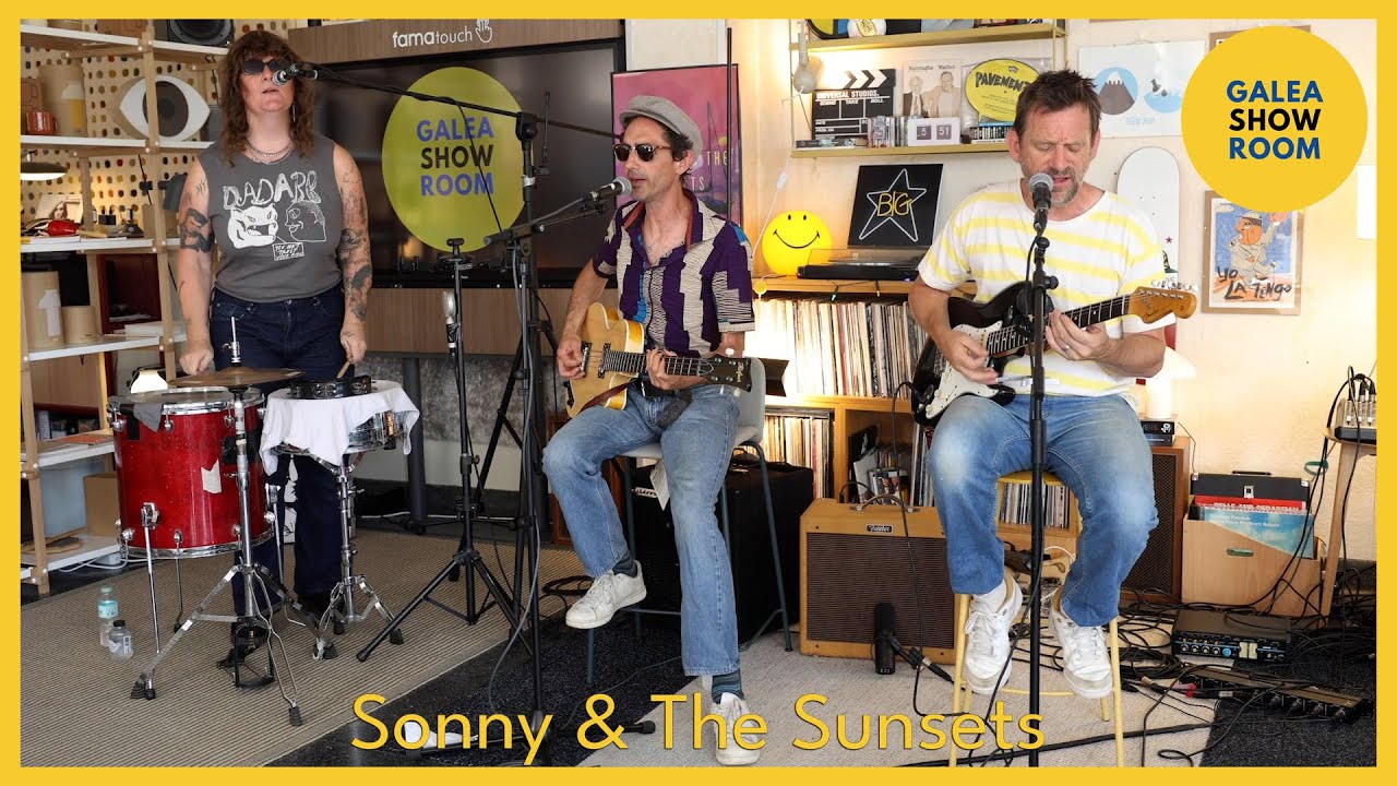 #5 CONCIERTO SONNY & THE SUNSETS - GALEASHOWROOM