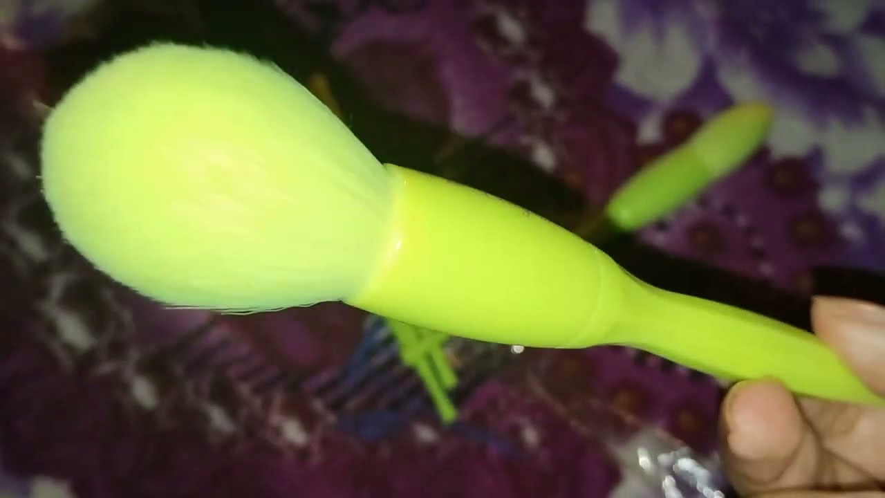 ASMR PINCEL NA TELA E SONS COM A BOCA