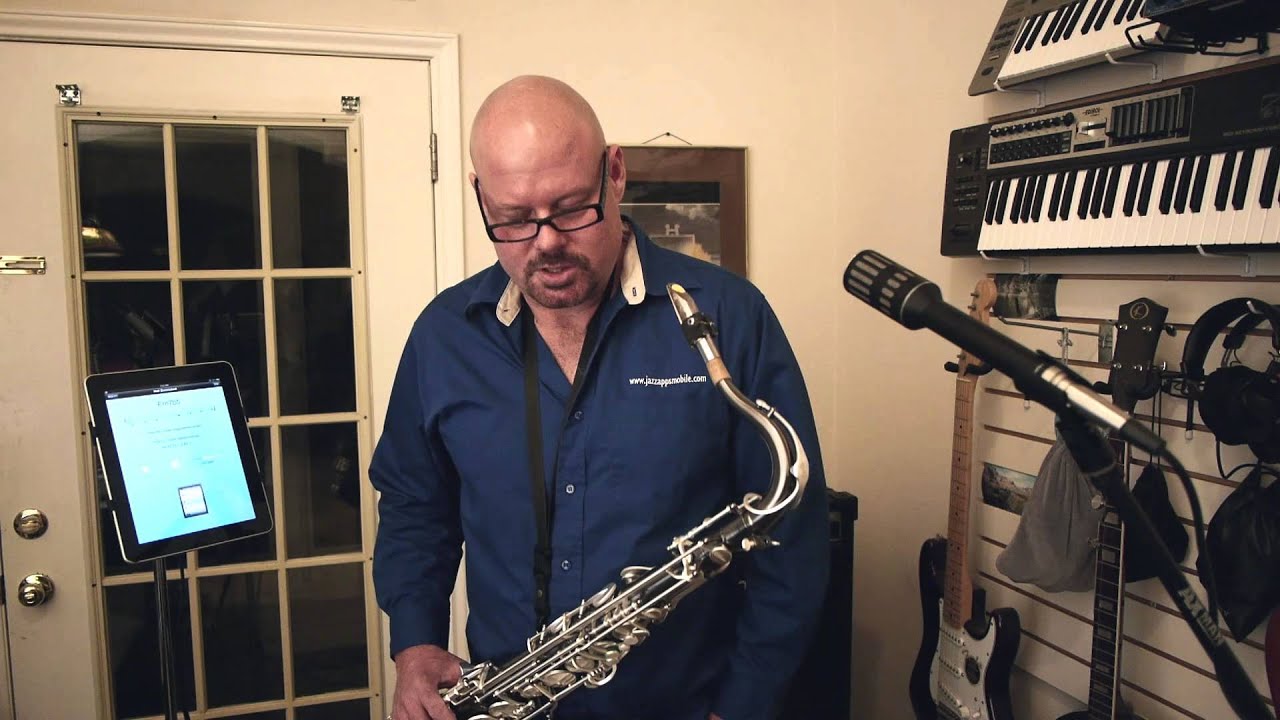 Using the Lydian Augmented Scale Over Minor II Vs