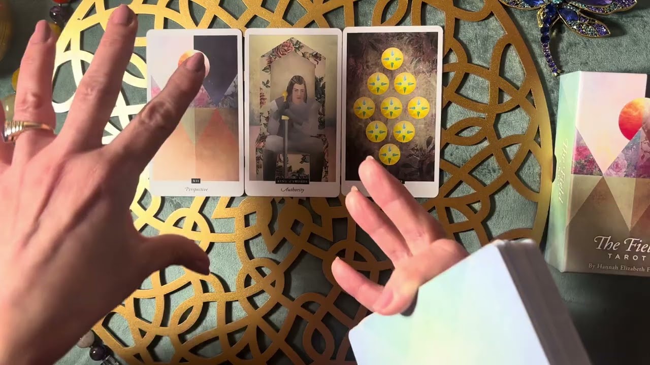 KTO MYŚLI O TOBIE CZULE 💕 #tarot #wróżba #tarotreading #tarotcards #tarotreader #tarotonline #