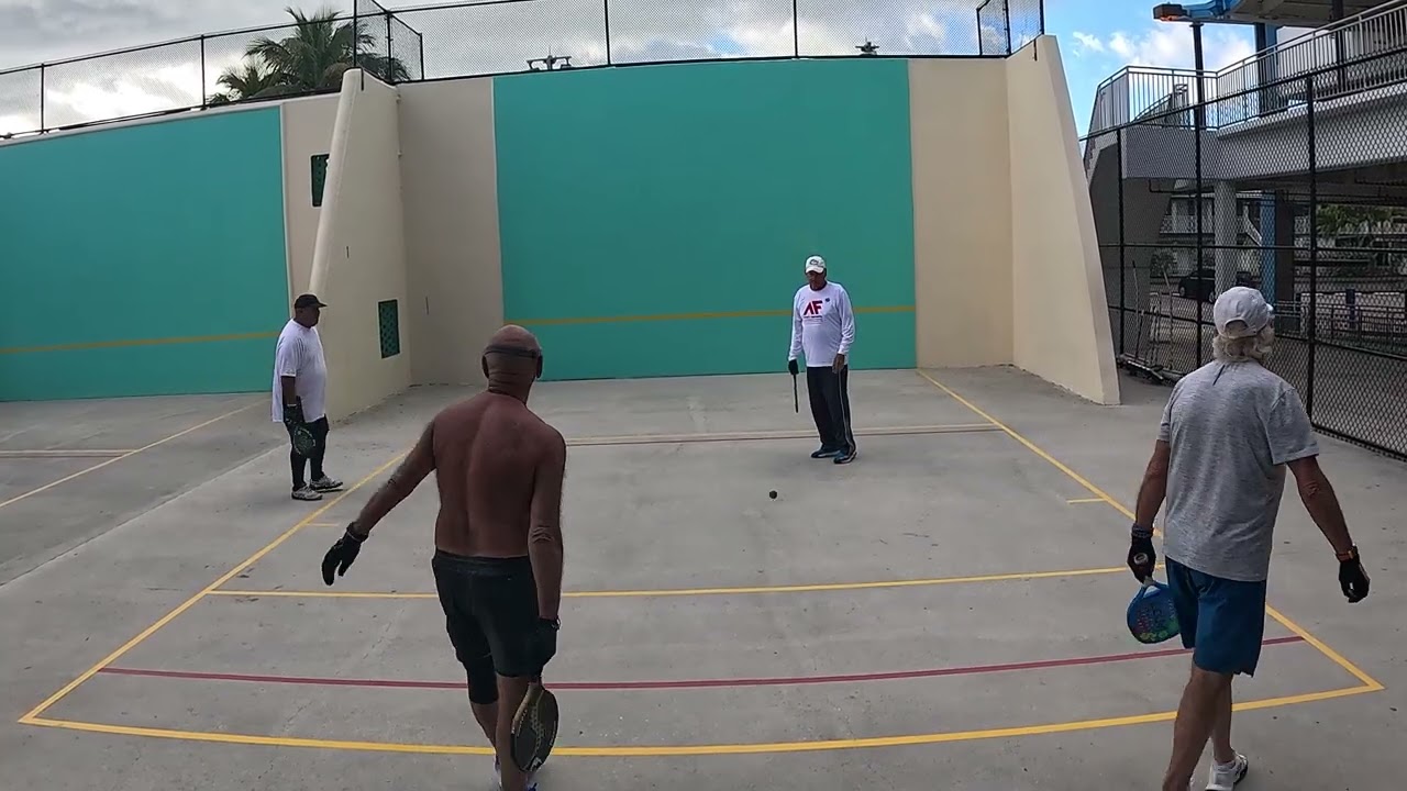 Frank M & Richard Plumber vs Felix Z & Vinny D