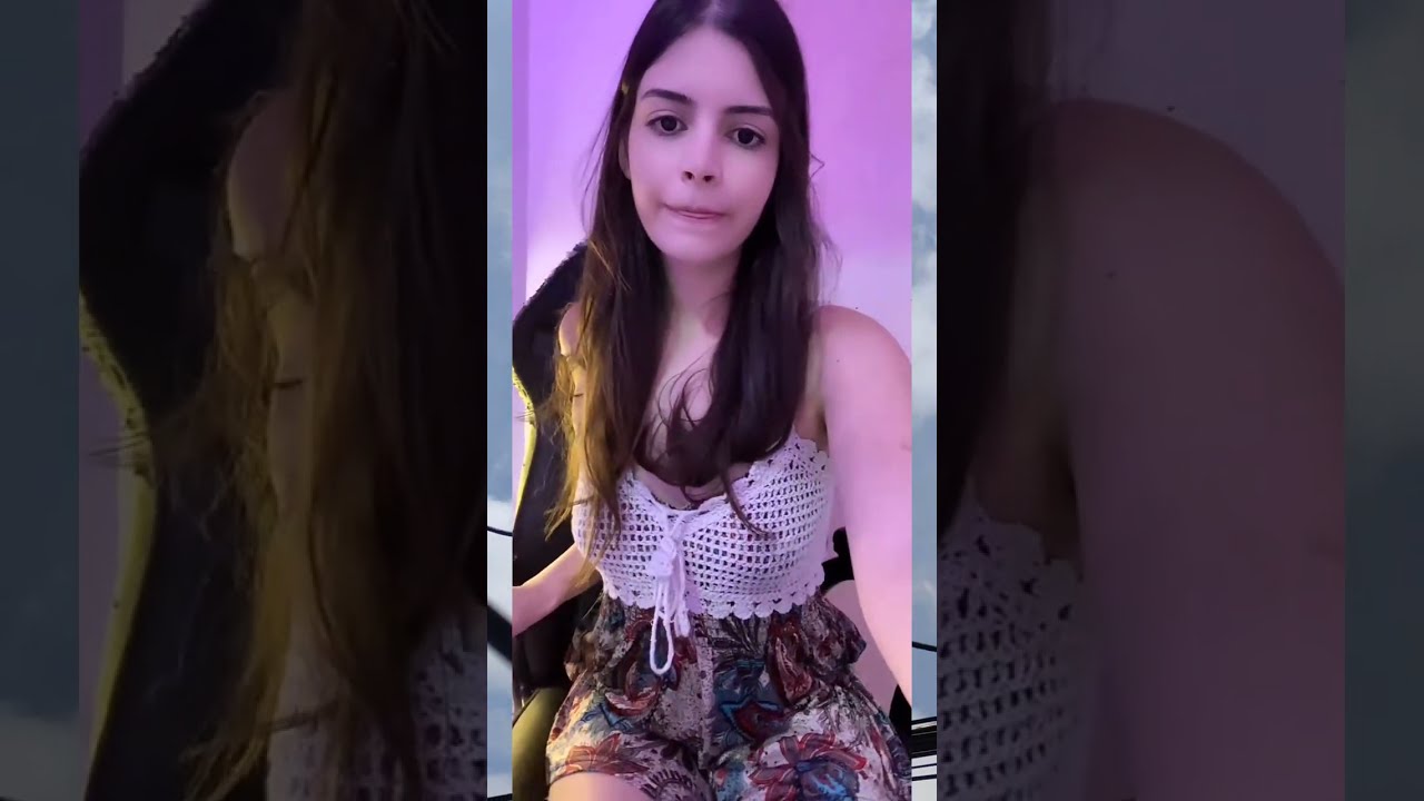 This Brazilian girl is shy and charming 💙