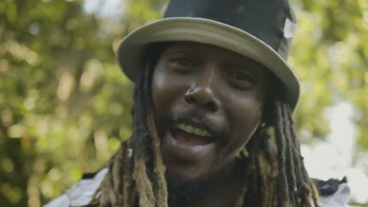 MATHYKS  - Levé - (Clip Officiel)