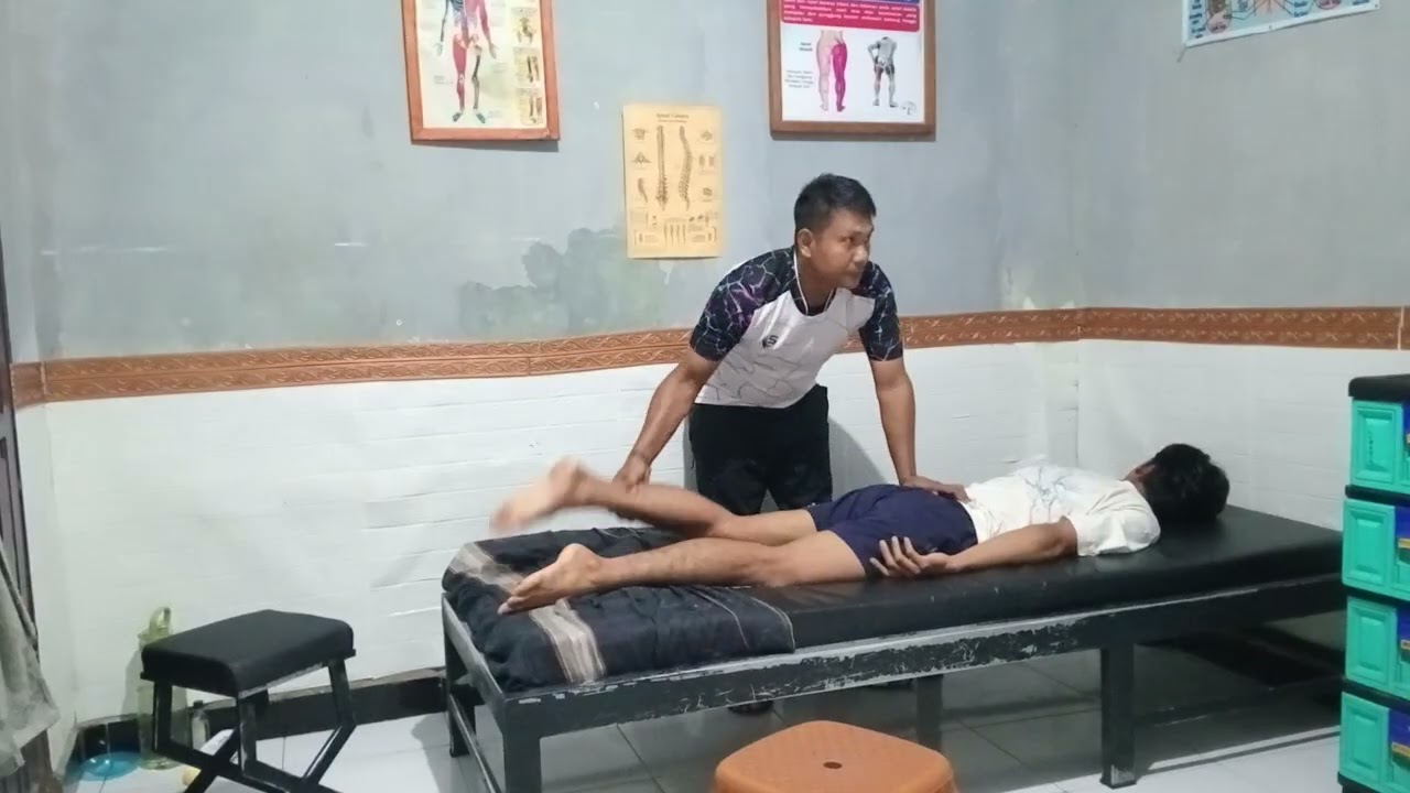 Lutut nyeri yg sudah lama Alhamdulillah hitungan menit langsung terasa enteng 