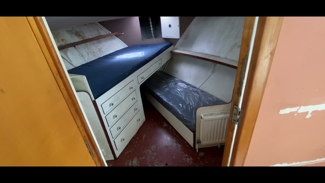 Classic Wooden Motor Boat Classic Motor Boat  - Boatshed - Boat Ref