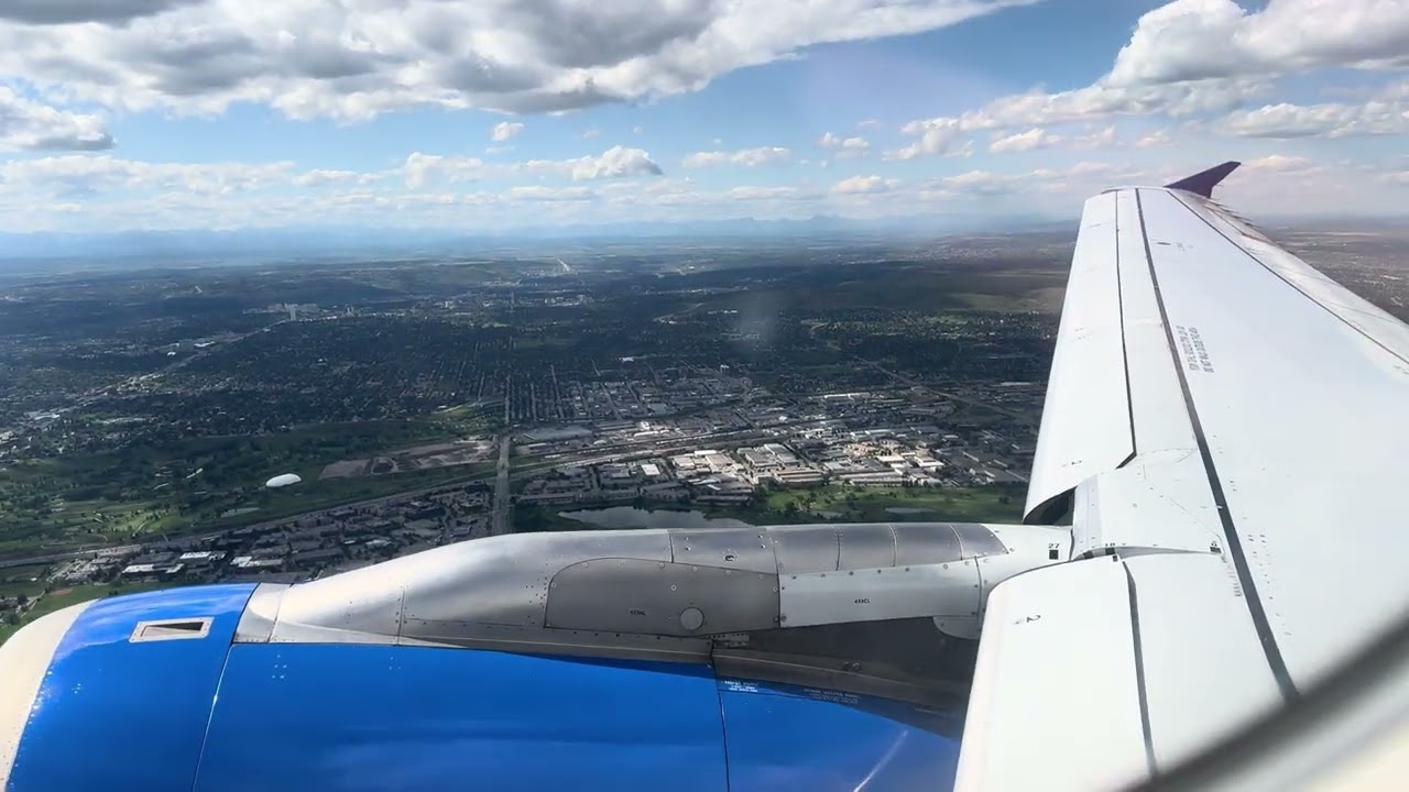 United Airlines Airbus A319 Takeoff departure from Calgary YYC (with weird noise) to Chicago O'hare