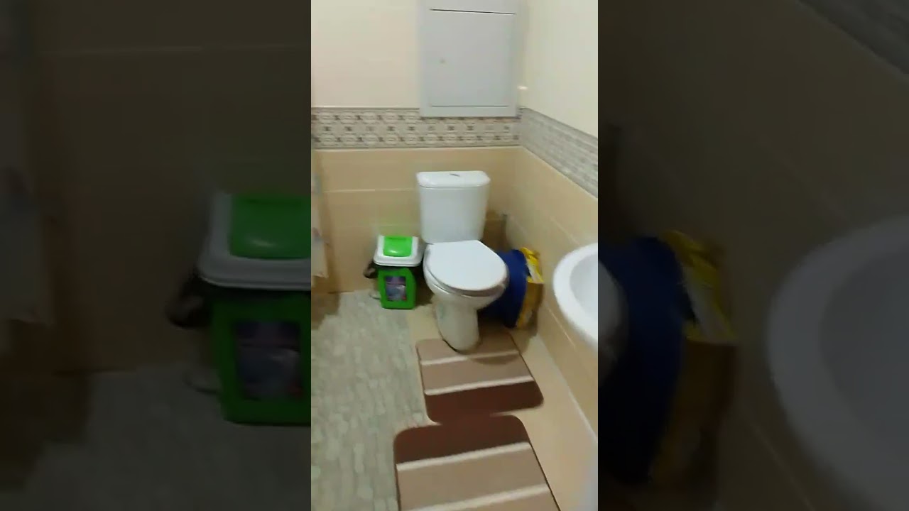 Денов ситида  2 хонали  54 м.кв.ли уй сотилади . 915168875