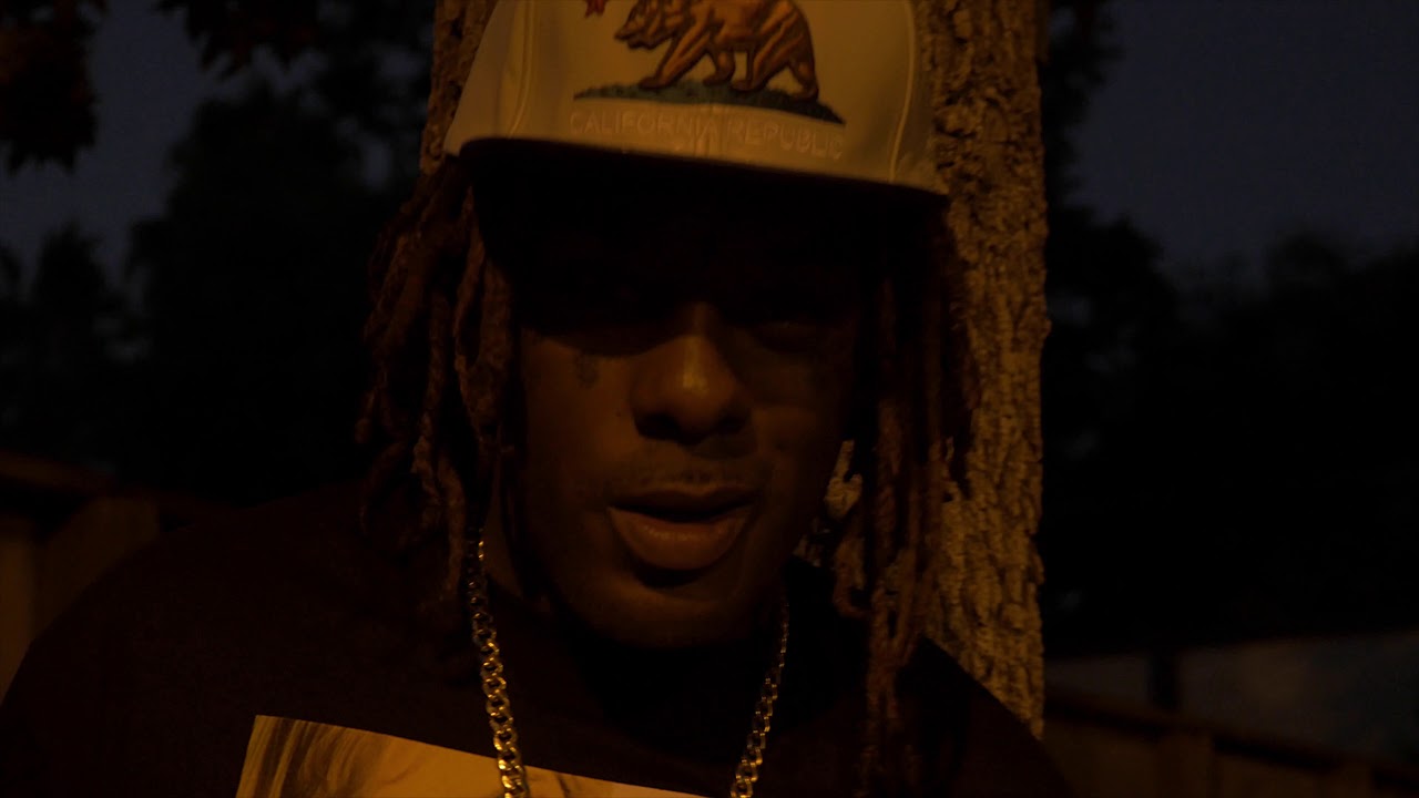 Foreign Chizz Ft Cml  Lavish D                            Bank'd Up & Gurp'd Out