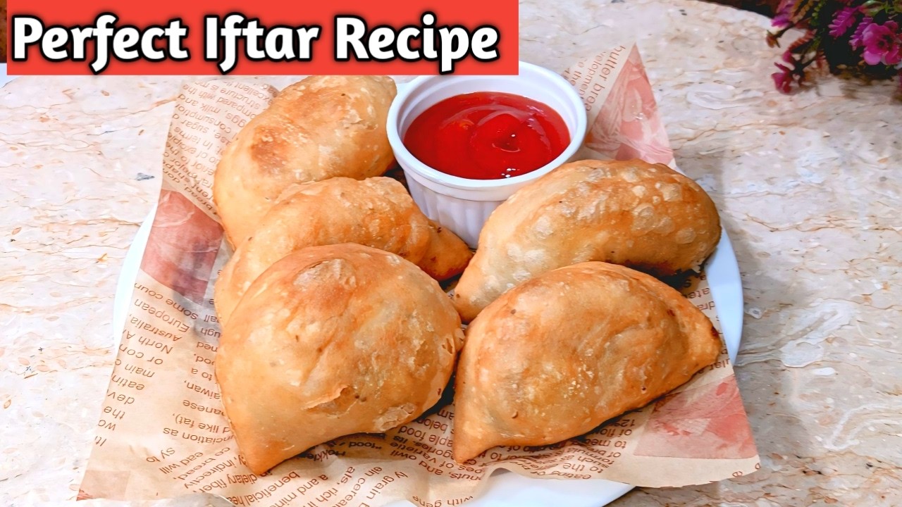 New Style D Shape Samosa Recipe | Crispy Aloo Samosa Recipe  | Quick & Easy Recipe