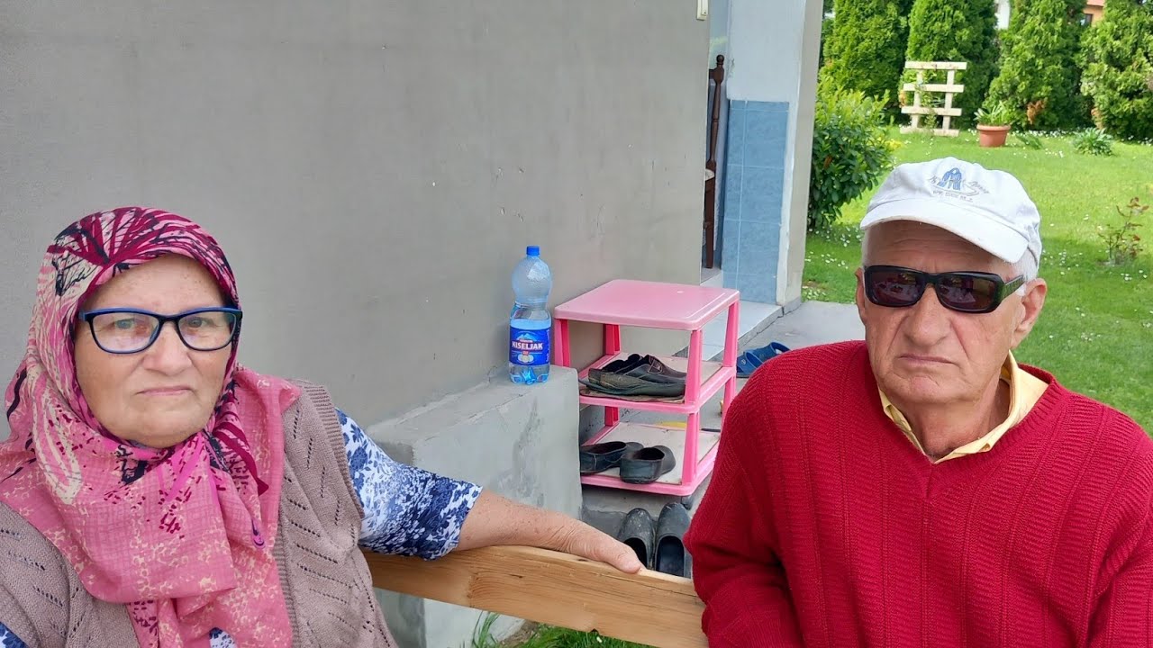 IMAO SAM PUNO CURA, OTAC I MATI MI NISU DALI DRUGU VEĆ SAMO BEDRU I EVO U BRAKU SMO 53 GODINE