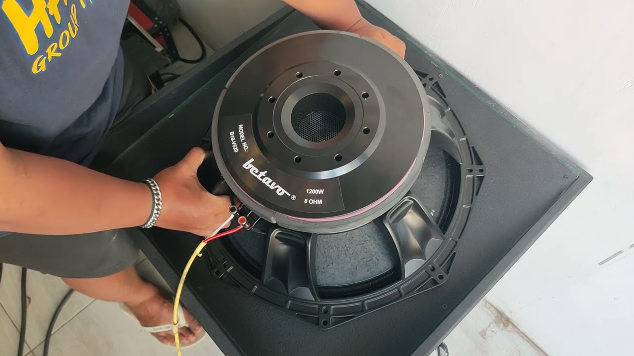 SPEAKER BETAVO 18 V520 , VOICE COIL 5 IN , AUTO GEMPA HOREG , PAKEK BOX SAKTI SAE JAYA ELEKTRONIK