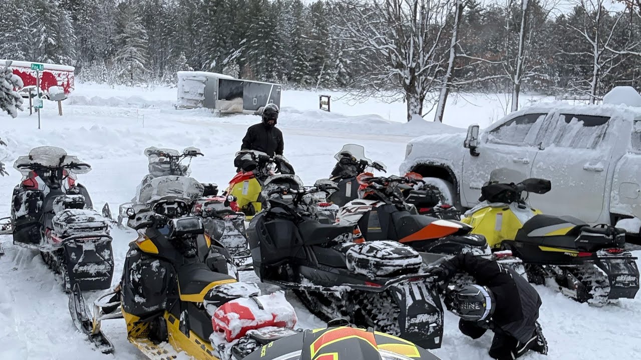 Trail Riding in Mercer WI (2ft OF SNOW!)