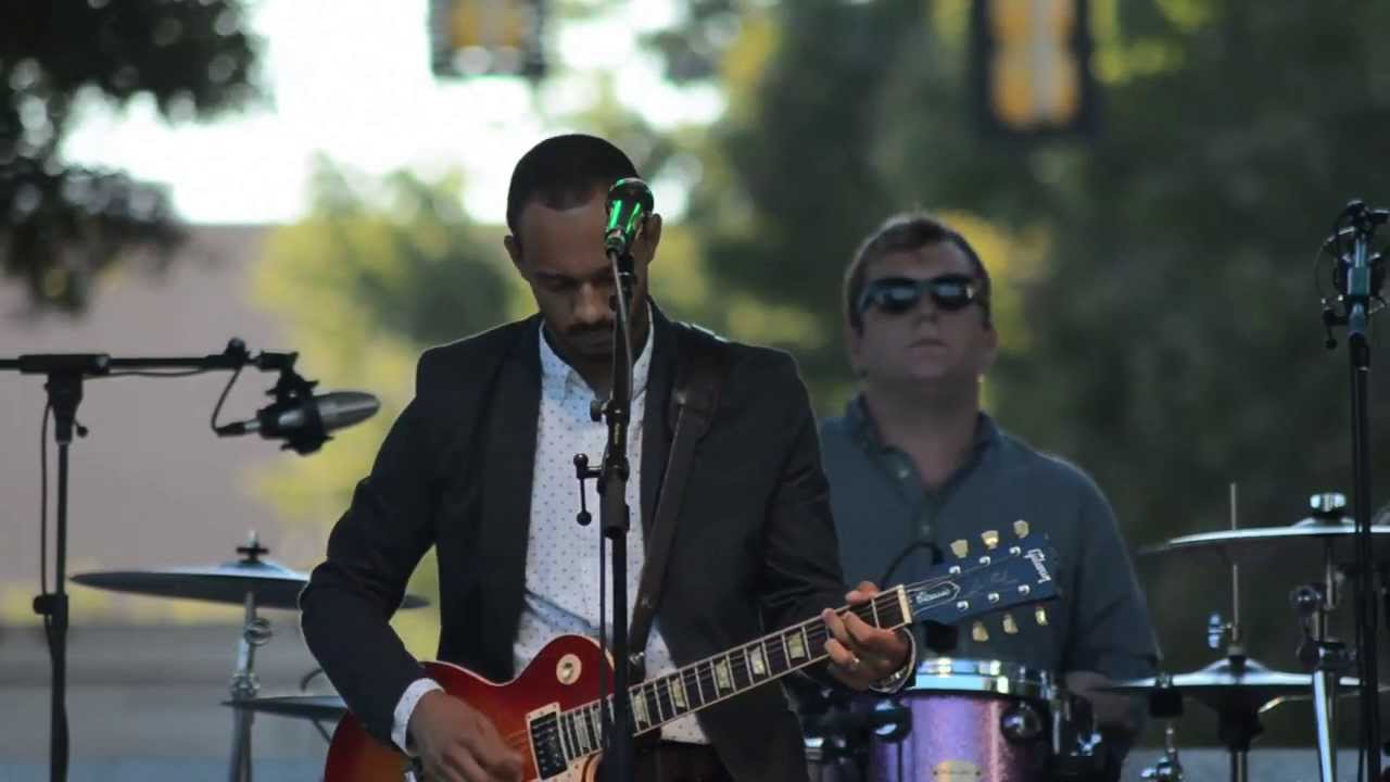 Mark Webb - Cruel To Be Kind (Nick Lowe cover) at Fall For Greenville 2013
