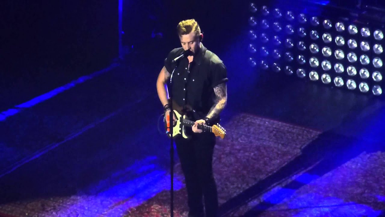 Danny singing Caruso (opera) for his Nan at The Royal Albert Hall