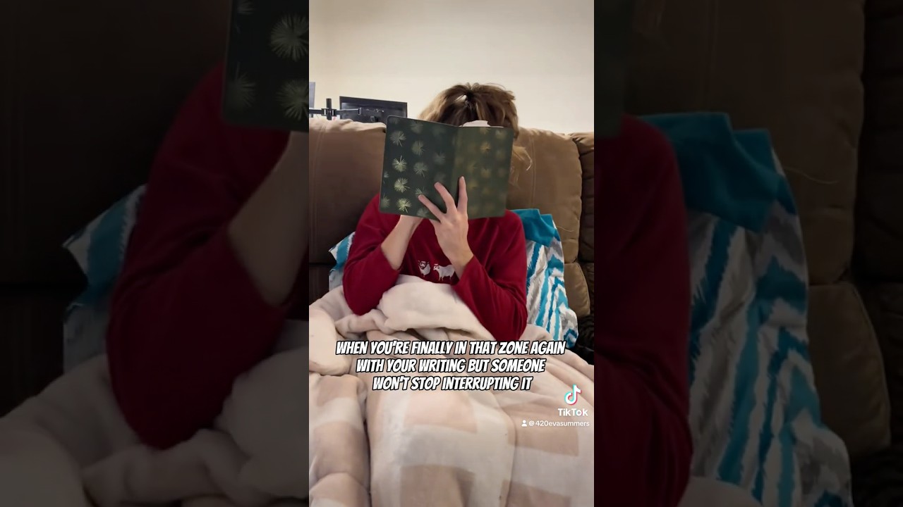 #youtubeshorts #blonde #writing #writer #meme #memes #writers #writermemes #fyp #trending #ytshorts