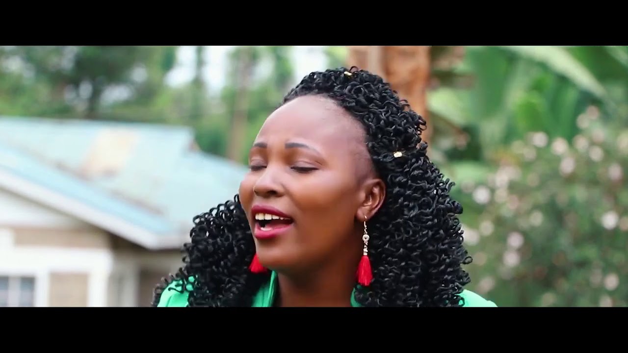 JULIE M - HIUHAGA sms skiza 9370379 to 811