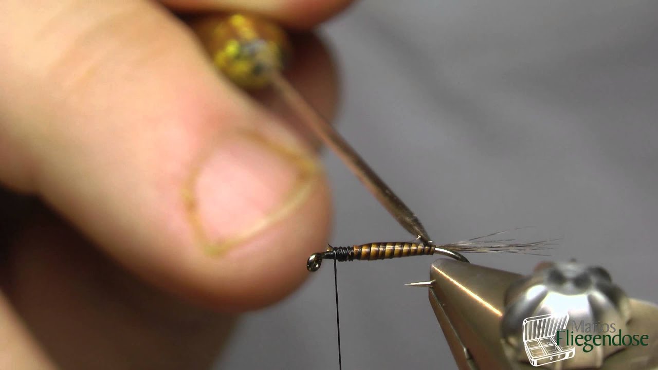 Marios Fliegendose bindet eine CDC Eintagsfliege