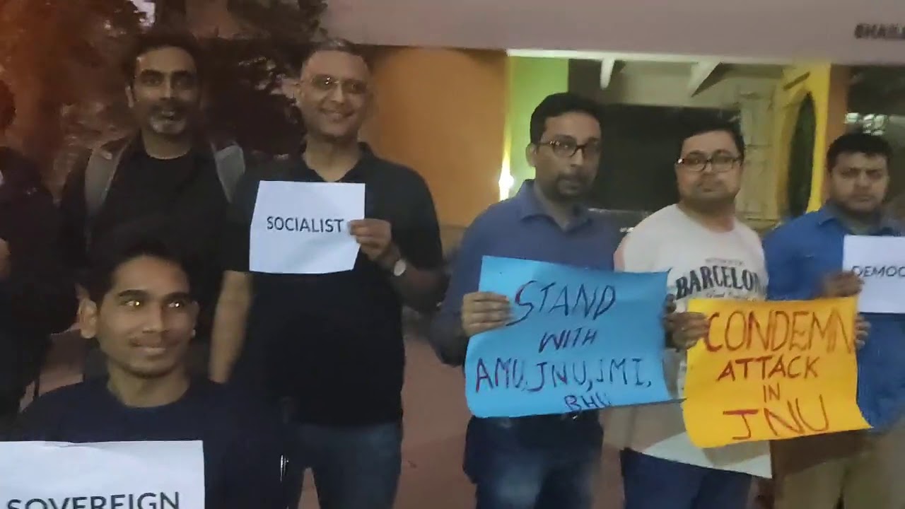 Peacefully Protest in IIT Bombay by Faculties and Students #IITBwithJNU