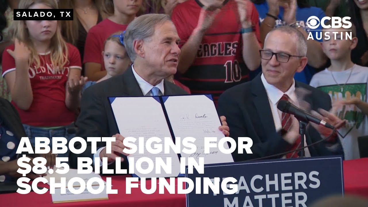 Abbott signs record $8.5 billion investment in public schools