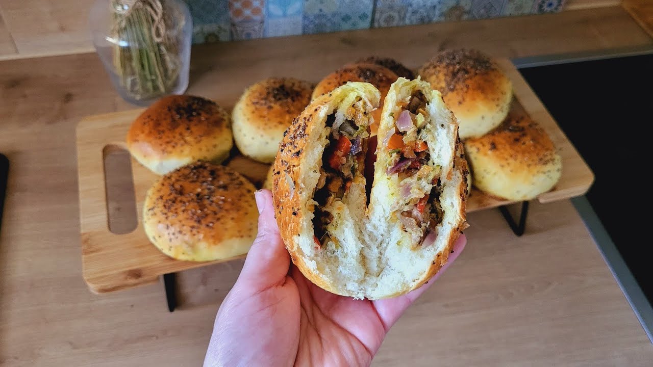 خبيزات /فطائر بدون عجن خفيفة و طرية سهلة جداا جداا👌👌