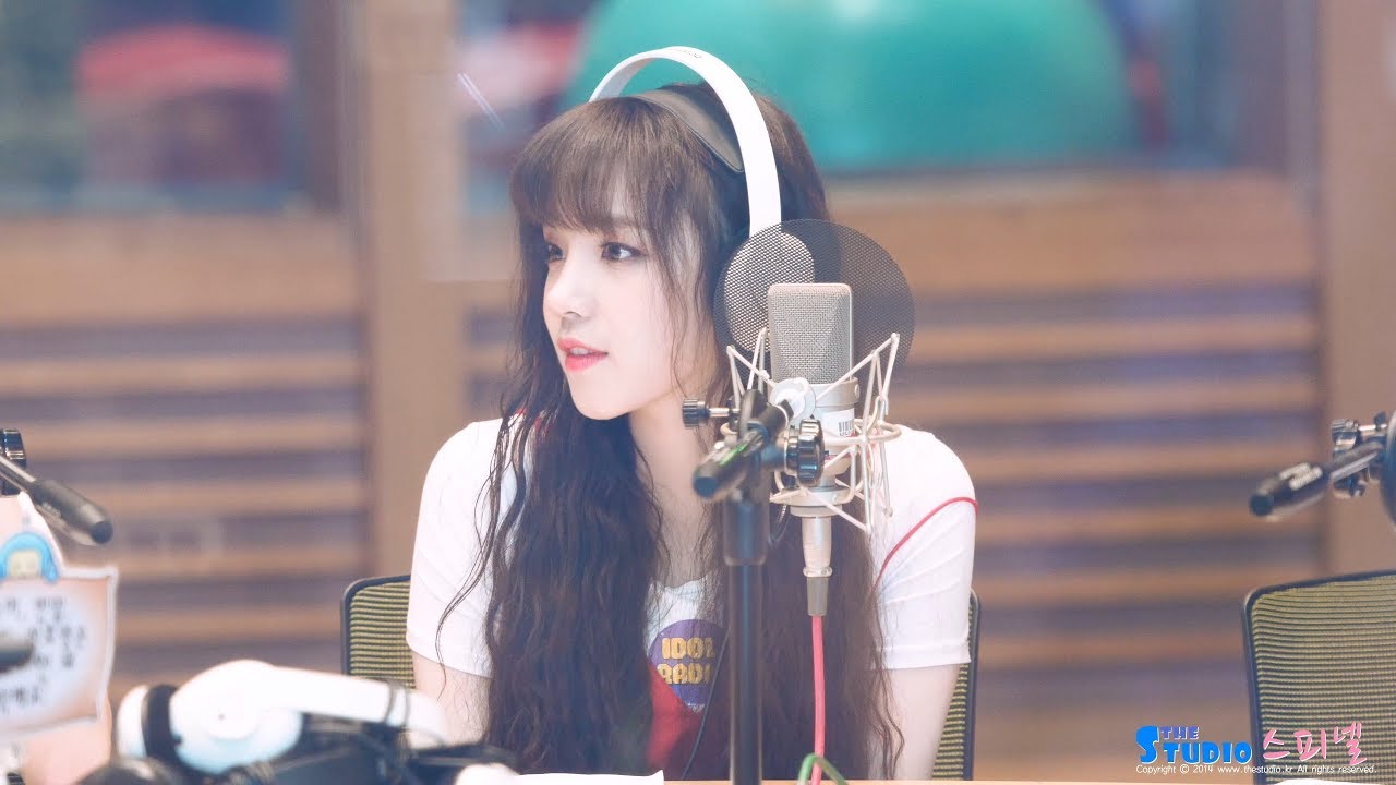 180822 여자아이들 (G)I-DLE 우기 YUQI 라디오 소감 MAZE Reaction 4K 직캠 @ 두시의 데이트 by Spinel