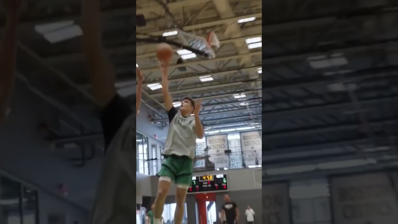 Hugo Gonz&aacute;lez eurostep first training with the Boston Celtics #nba #celtics