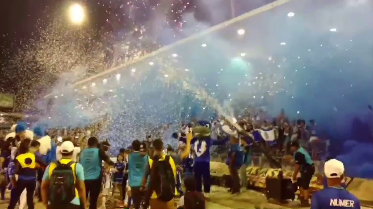 TORCIDA CSA-JOGO DO ACESSO