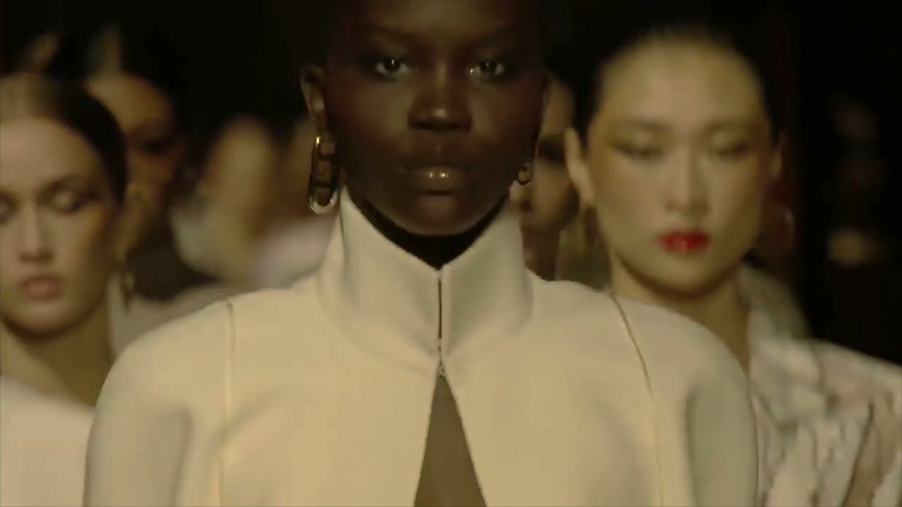 Готовая одежда для женщин Fendi Весна-Лето 2022/Fendi Women's Ready to Wear Spring/Summer 2022.