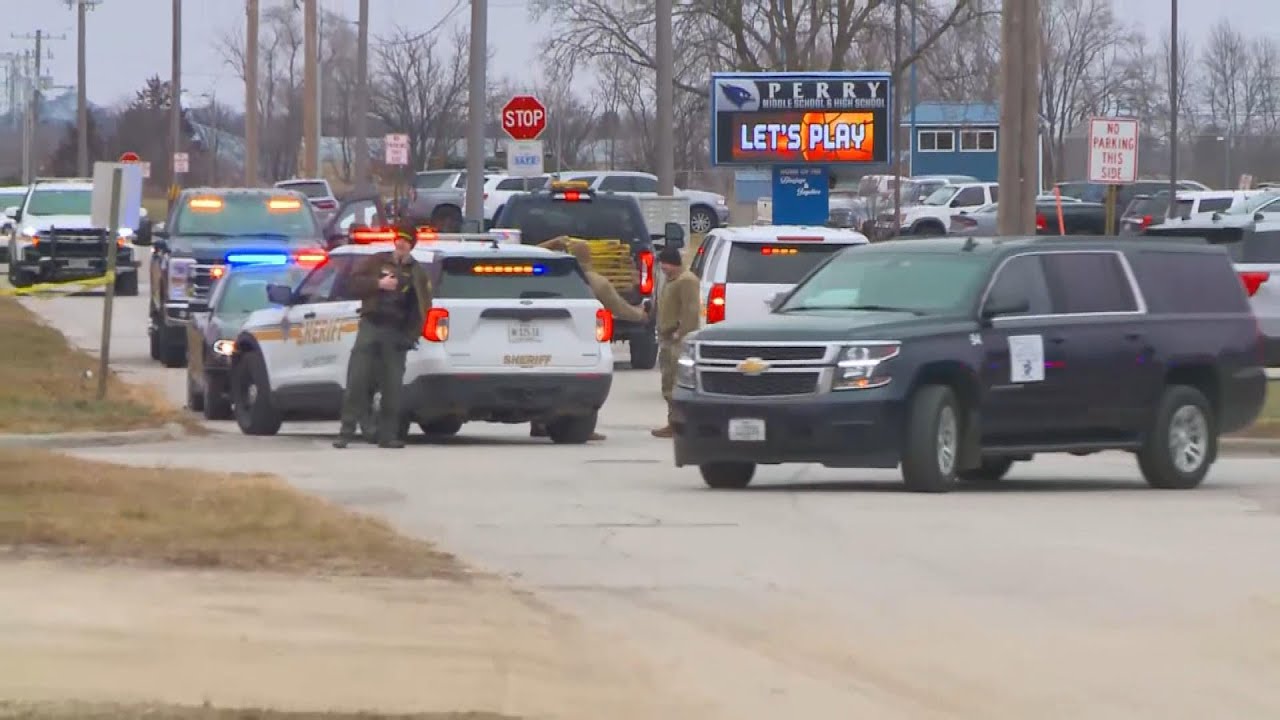 Shooting at Iowa High School Injures 3: Report