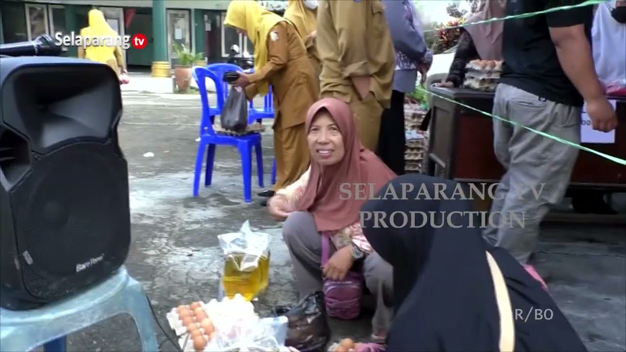 WARGA SIKUR SERBU PASAR MURAH GOW  LOTIM